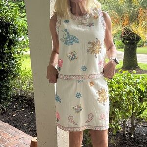 Floral Embroidered Sleeveless Top - White